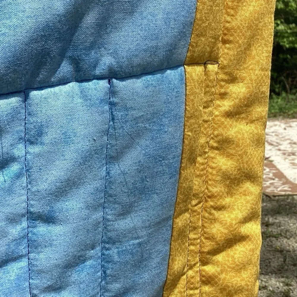 NWT. Hand Crafted Make the Season Bright Lap Quilt